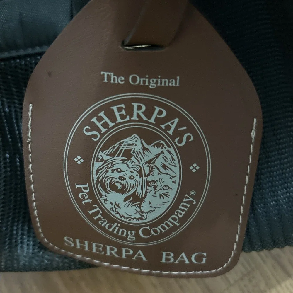 Sherpa Original Deluxe Pet Carrier Airline Approved Vent Sided Bag Green Read